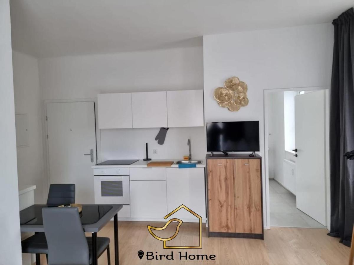 Bird Home Room 10 Klagenfurt am Woerthersee Exterior foto